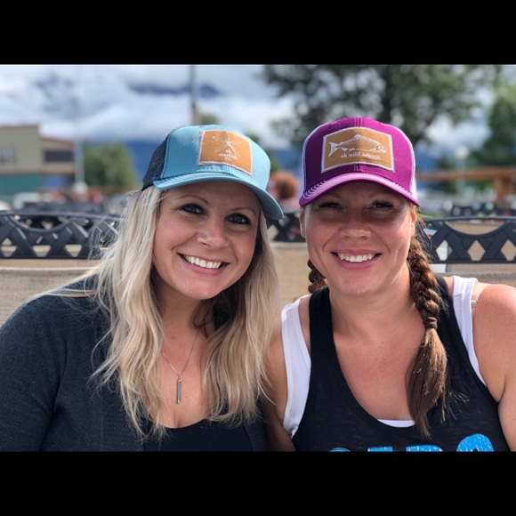 Meet your Posher, Stephanie - Picture 2 of 11